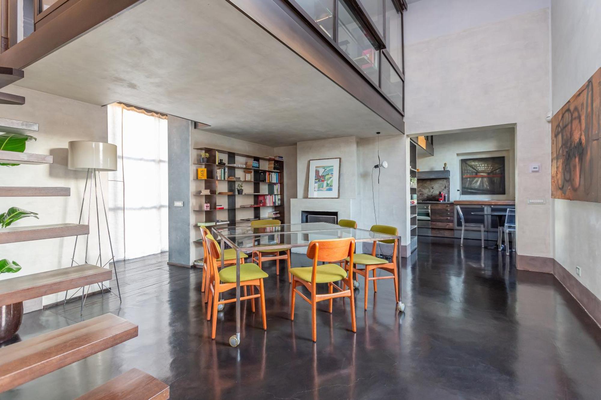 Iconic Apartment With Unique Colosseum View Rome Bagian luar foto