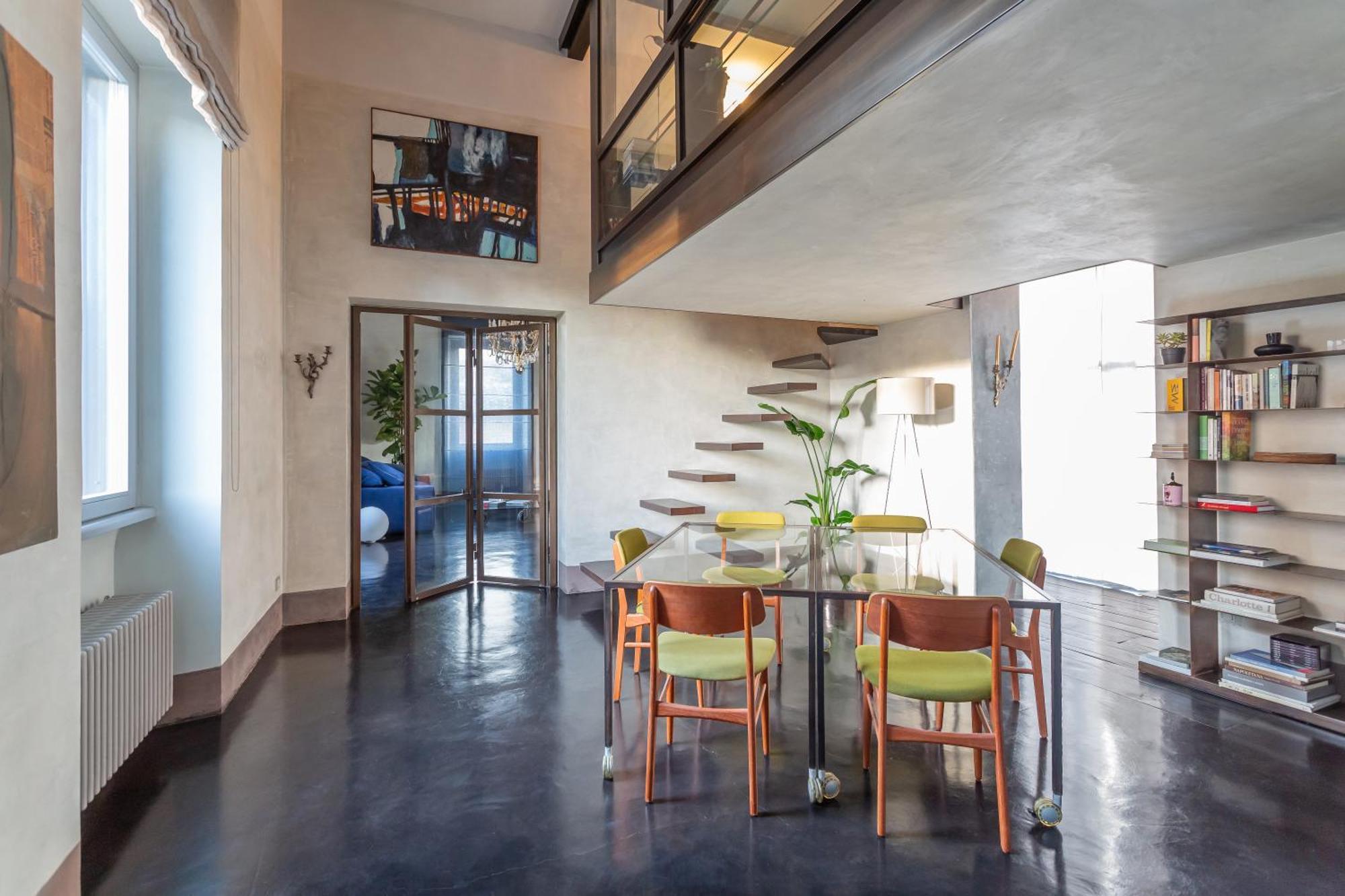 Iconic Apartment With Unique Colosseum View Rome Bagian luar foto