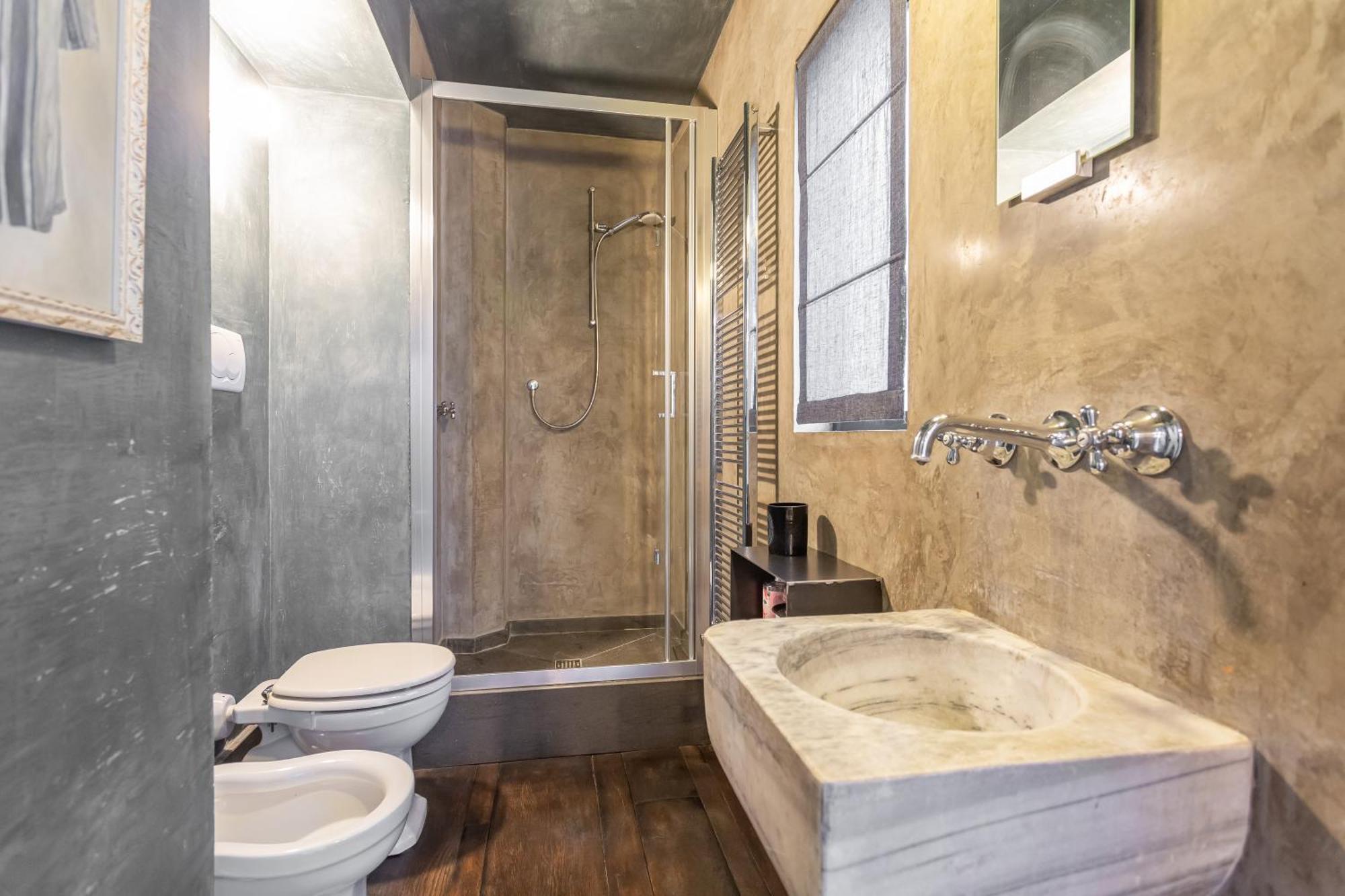 Iconic Apartment With Unique Colosseum View Rome Bagian luar foto